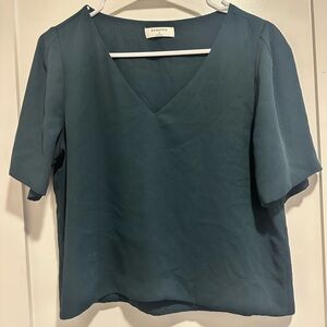 Babaton Women's Green V-Neck Blouse